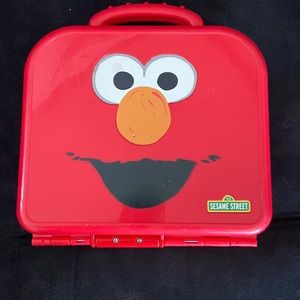 Elmo letter case